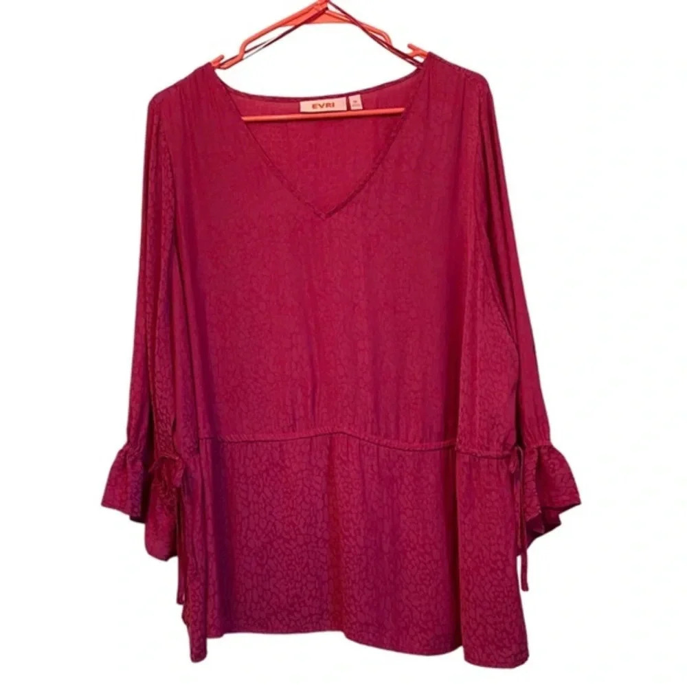 EVRI Hot Pink Leopard Print Top